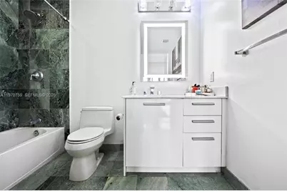 1050 Brickell Ave #1014, Miami, FL 33131 - Photo 25