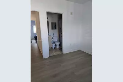 7985 NW 8th St #100A, Miami, FL 33126 - Photo 15