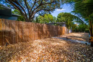 55 NE 59th St, Miami, FL 33137 - Photo 9