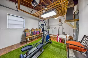 911 N Park Rd, Hollywood, FL 33021 - Photo 35