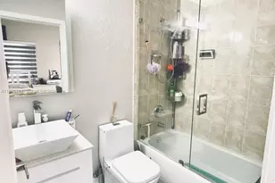 7090 NW 177th St, Hialeah, FL 33015 - Photo 9