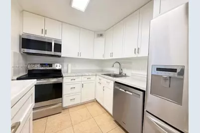 5020 NW 79th Ave #203, Doral, FL 33166 - Photo 9