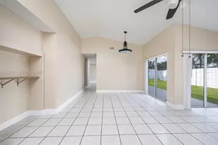 210 SW 98th Terrace, Pembroke Pines, FL 33025 - Photo 13
