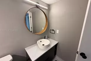 364 Fairway Cir, Weston, FL 33326 - Photo 21