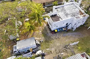 224 SW 14th St, Dania Beach, FL 33004 - Photo 11