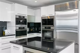 17121 Collins Ave, Sunny Isles Beach, FL 33160 - Photo 19