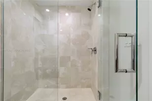 17121 Collins Ave, Sunny Isles Beach, FL 33160 - Photo 27