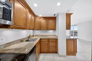 7928 West Dr, North Bay Village, FL 33141 - Photo 15