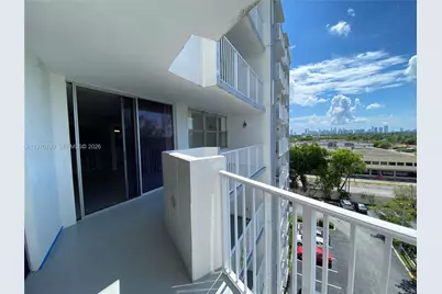 1300 NE Miami Gardens Dr #701E, Miami, FL 33179 - Photo 25