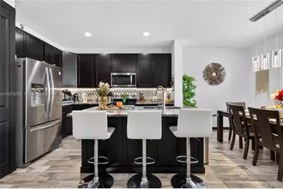 217 NW 36th Ave, Pompano Beach, FL 33069 - Photo 11