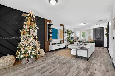 217 NW 36th Ave, Pompano Beach, FL 33069 - Photo 5