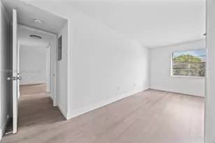 4990 E Sabal Palm Blvd, Tamarac, FL 33319 - Photo 9