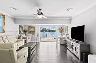 4231 NE 16th Ave, Oakland Park, FL 33334 - Photo 7