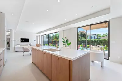 5854 SW 30th St, Miami, FL 33155 - Photo 13