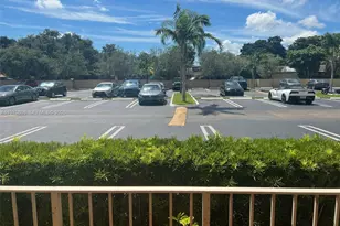 13120 SW 92nd Ave, Miami, FL 33176 - Photo 5