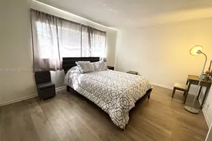 5102 NW 36th St, Lauderdale Lakes, FL 33319 - Photo 13