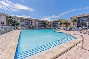 17000 NW 67th Ave, Hialeah, FL 33015 - Photo 15