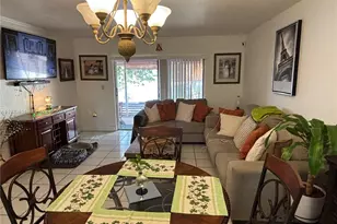 13772 Kendale Lakes Dr, Miami, FL 33183 - Photo 9