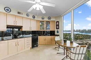 19333 Collins Ave, Sunny Isles Beach, FL 33160 - Photo 13