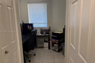 882 NW 92nd Ave, Plantation, FL 33324 - Photo 23