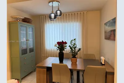 882 NW 92nd Ave #882, Plantation, FL 33324 - Photo 7