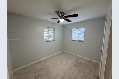 1320 N 69th Way, Hollywood, FL 33024 - Photo 9