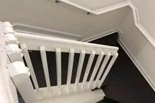 230 NW 109th Ave, Miami, FL 33172 - Photo 7