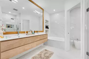 11261 NW 55th Ln, Doral, FL 33178 - Photo 21