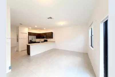 28706 SW 132nd Ct, Homestead, FL 33033 - Photo 7