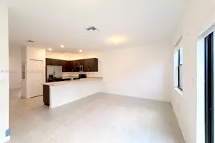 28706 SW 132nd Ct, Homestead, FL 33033 - Photo 7