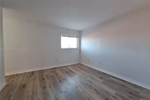 2011 Bay Dr, Miami Beach, FL 33141 - Photo 21