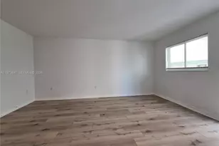 2011 Bay Dr, Miami Beach, FL 33141 - Photo 19