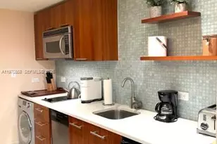 6801 Collins Ave, Miami Beach, FL 33141 - Photo 9