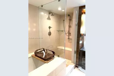 6801 Collins Ave #209, Miami Beach, FL 33141 - Photo 19