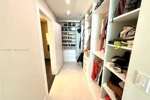 900 Biscayne Blvd, Miami, FL 33132 - Photo 9