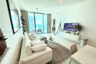 900 Biscayne Blvd, Miami, FL 33132 - Photo 7