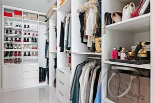 900 Biscayne Blvd, Miami, FL 33132 - Photo 17