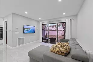 4712 Sheridan St, Hollywood, FL 33021 - Photo 7