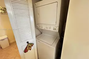 6800 Cypress Rd, Plantation, FL 33317 - Photo 7