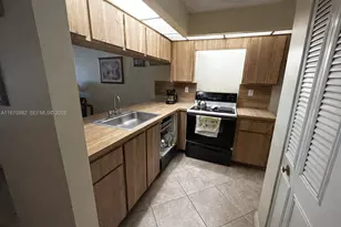 6800 Cypress Rd, Plantation, FL 33317 - Photo 5