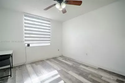 2721 Ocean Club Blvd #303, Hollywood, FL 33019 - Photo 9