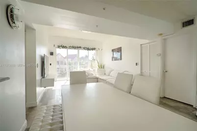 2721 Ocean Club Blvd #303, Hollywood, FL 33019 - Photo 3