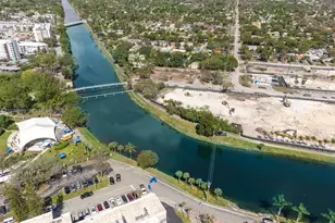 16450 Miami Dr, North Miami Beach, FL 33162 - Photo 25