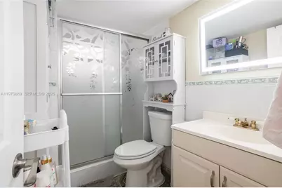 16450 Miami Dr #503, North Miami Beach, FL 33162 - Photo 17