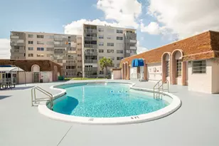 16450 Miami Dr, North Miami Beach, FL 33162 - Photo 21