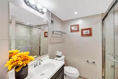 710 Washington Ave #315, Miami Beach, FL 33139 - Photo 17