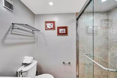 710 Washington Ave #315, Miami Beach, FL 33139 - Photo 21