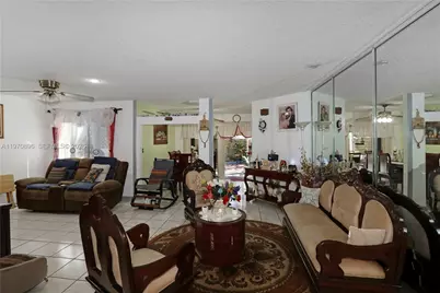 14509 SW 138th Ct, Miami, FL 33186 - Photo 3