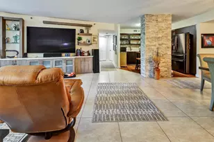 3500 Mystic Pointe Dr, Aventura, FL 33180 - Photo 3