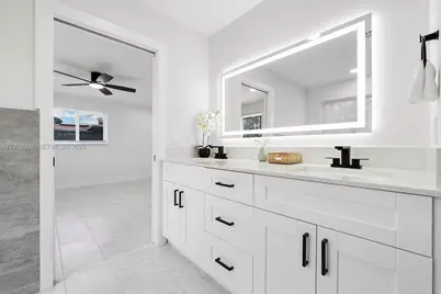 3740 NW 9th Ct, Lauderhill, FL 33311 - Photo 17